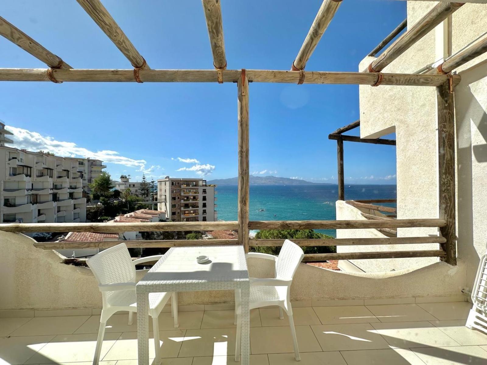 Bellavista Apartments Bougainville Bay Saranda Kültér fotó