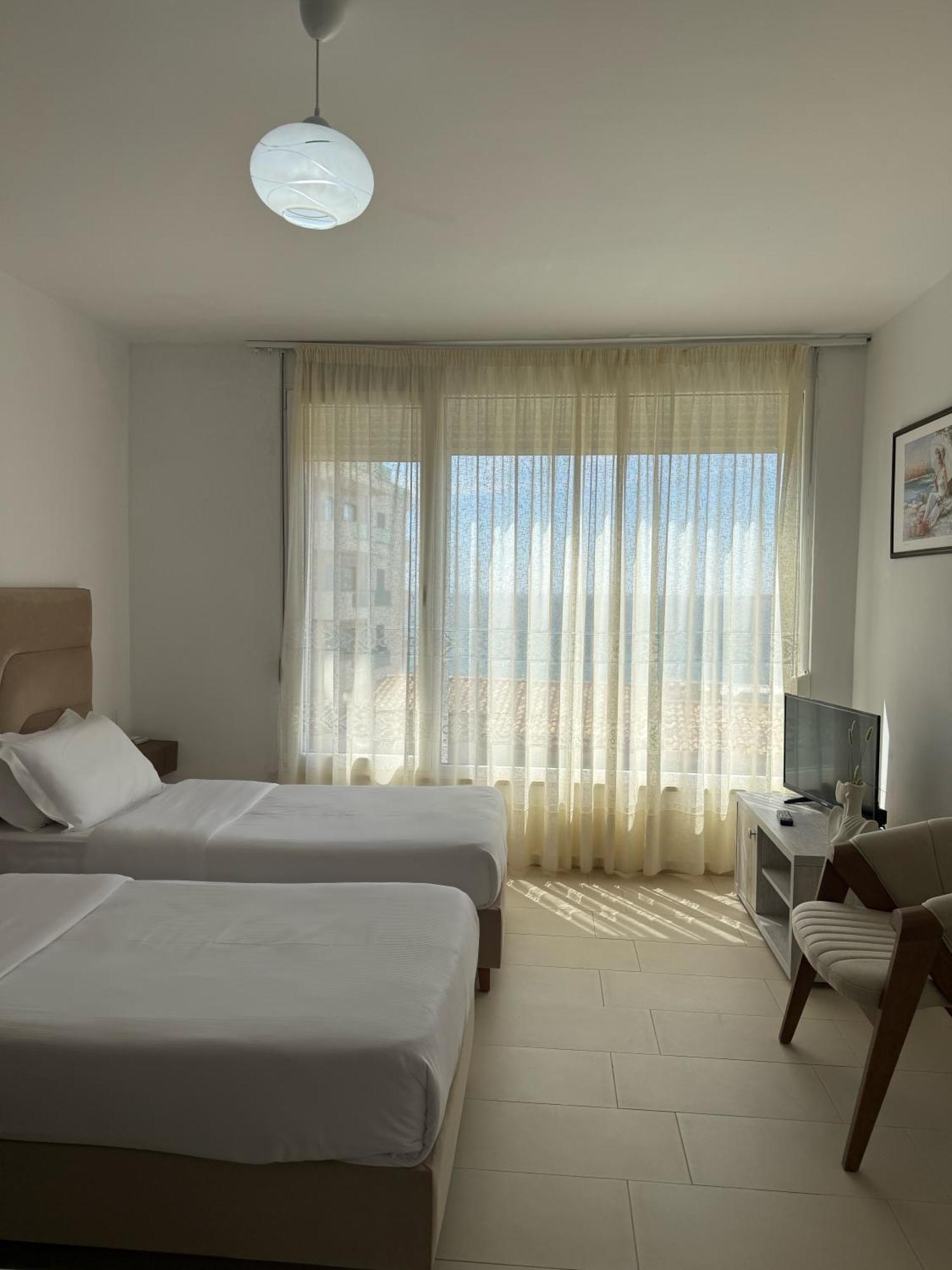 Bellavista Apartments Bougainville Bay Saranda Kültér fotó