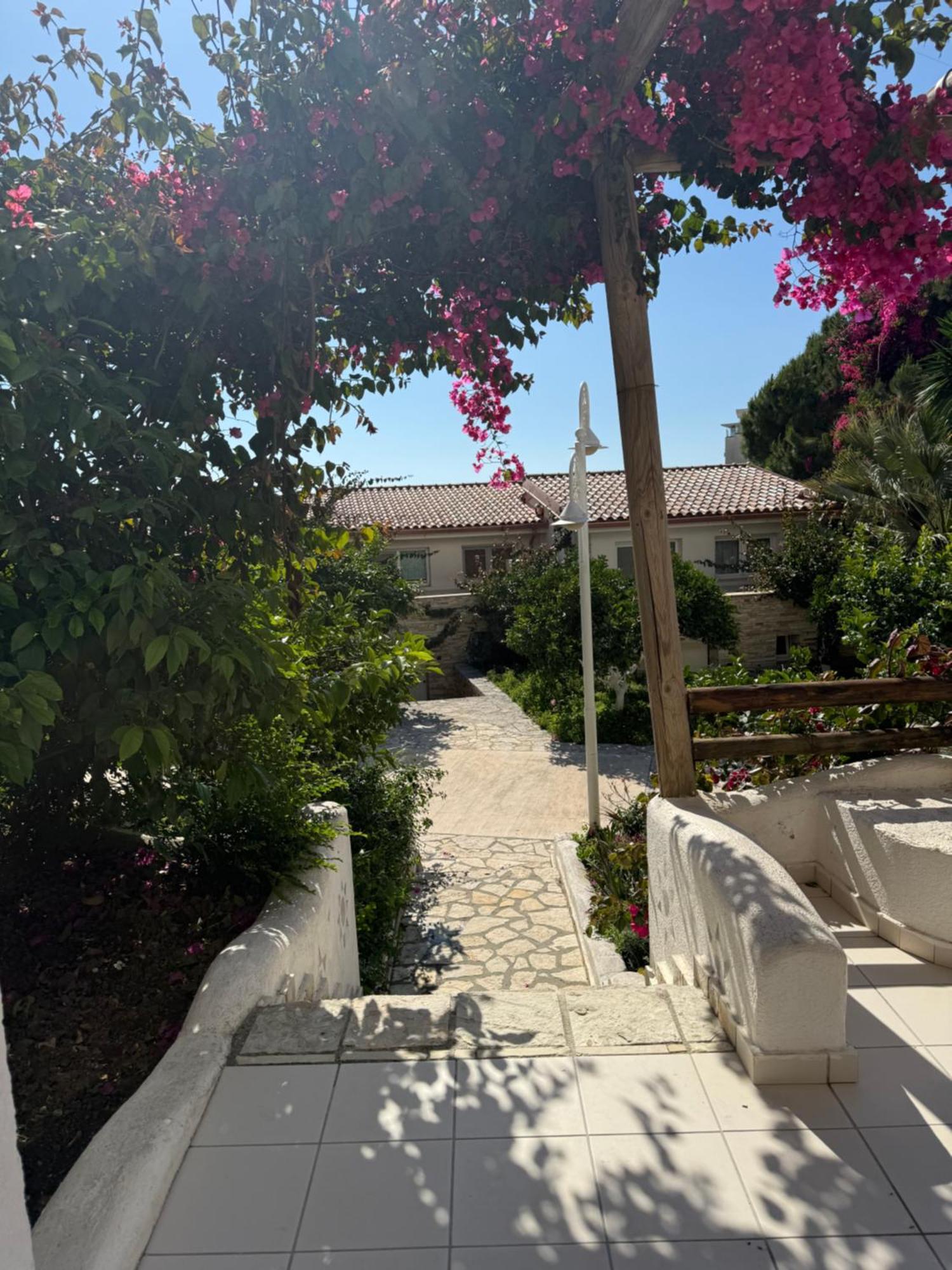Bellavista Apartments Bougainville Bay Saranda Kültér fotó